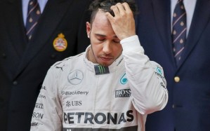 Hamilton crushed after losing race in closing stages