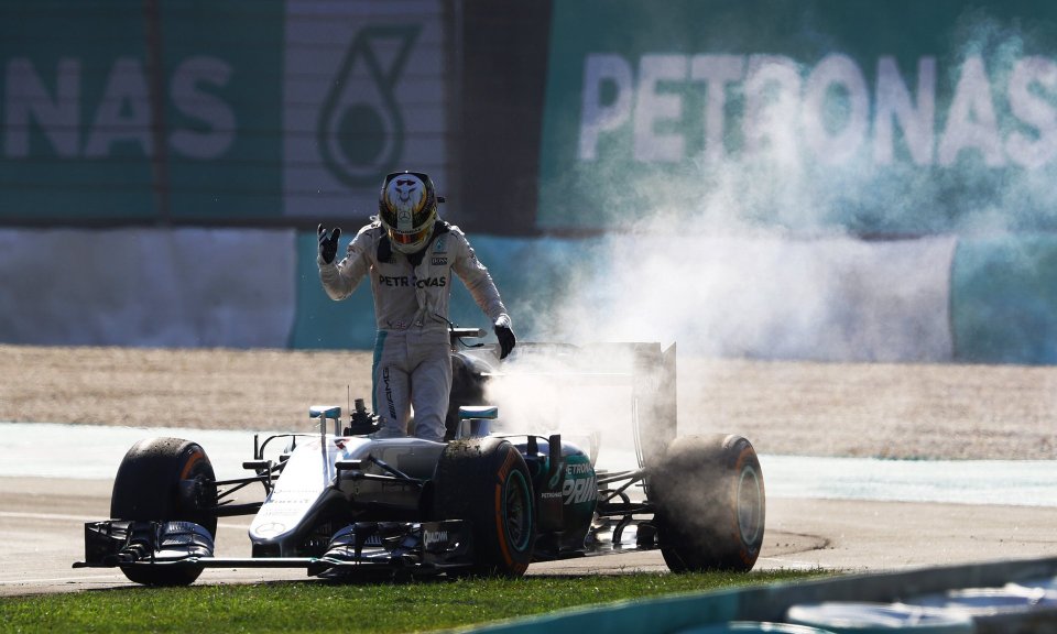 2016-Formula-1-Malaysia-GP-Lewis-Hamilton-climbs-from-his-smoking-car.jpg